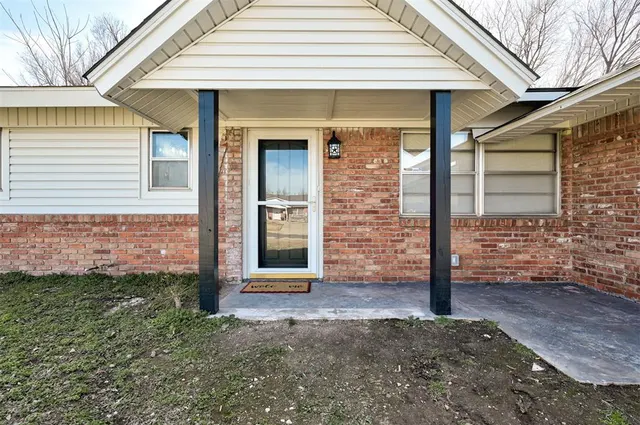 Photo 5 — 3026 SW 53rd Street, Oklahoma City, OK 73119