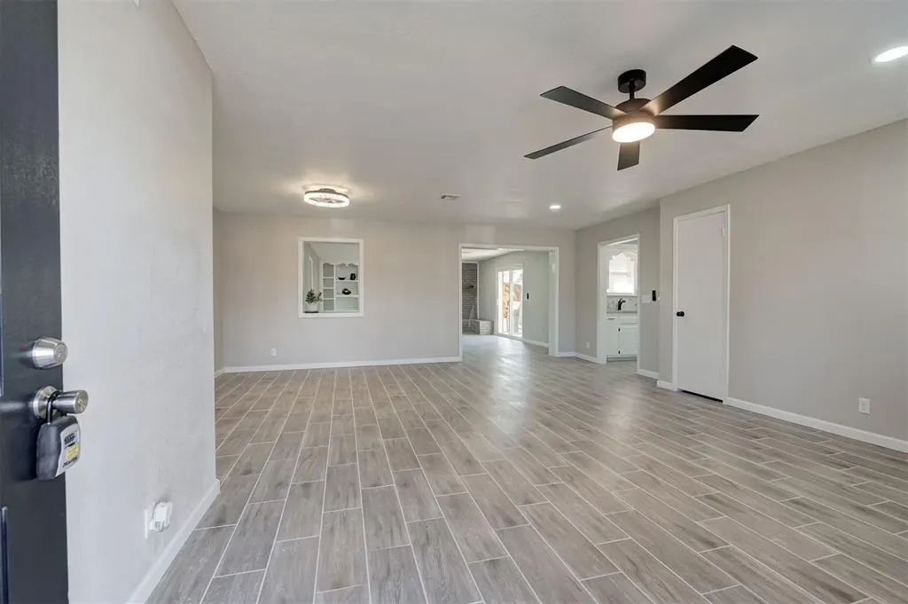 Photo 6 — 3026 SW 53rd Street, Oklahoma City, OK 73119