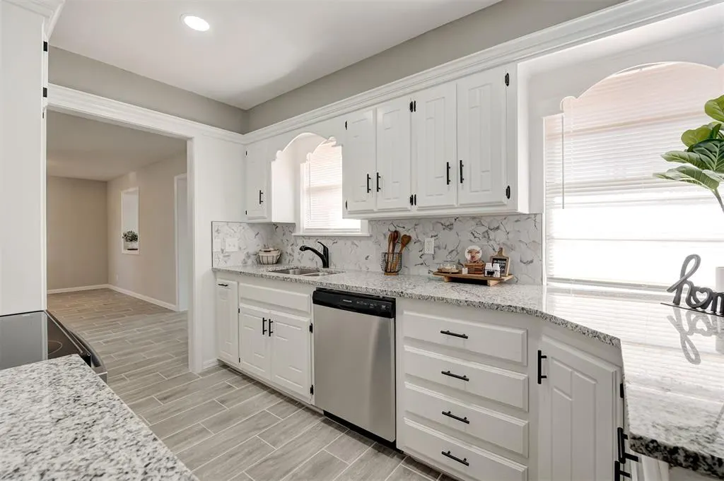 Photo 12 — 3026 SW 53rd Street, Oklahoma City, OK 73119