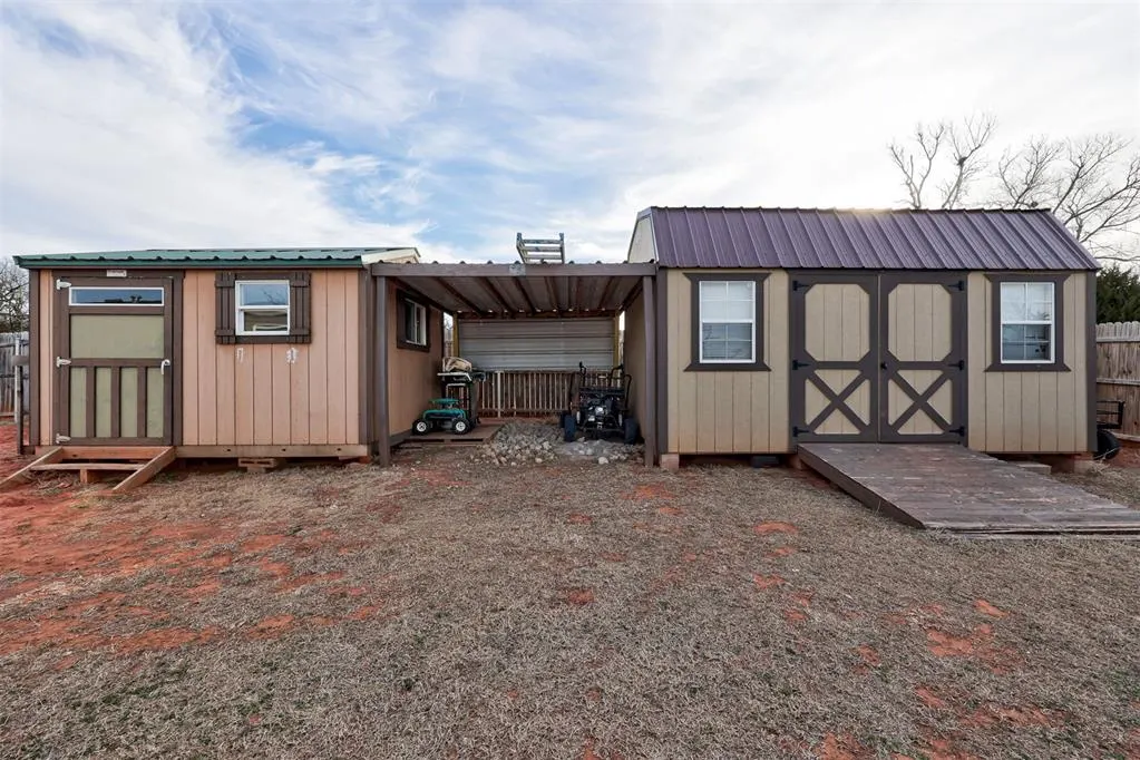 Photo 6 — 2530 County Street 2976, Blanchard, OK 73010