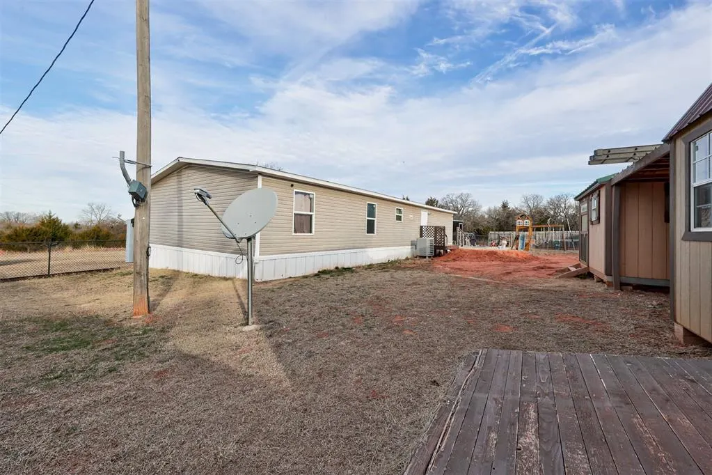 Photo 7 — 2530 County Street 2976, Blanchard, OK 73010