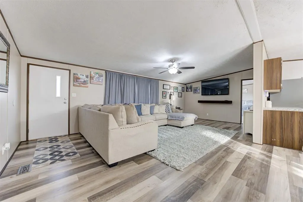 Photo 11 — 2530 County Street 2976, Blanchard, OK 73010