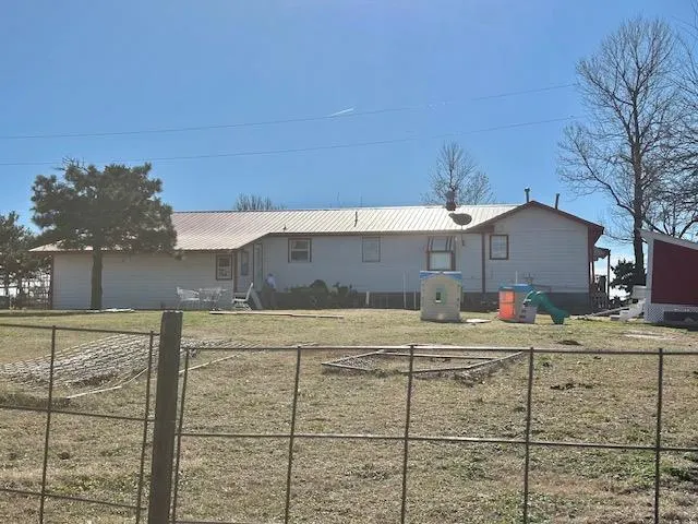Photo 18 — 20000 State Highway 37, Hinton, OK 73047