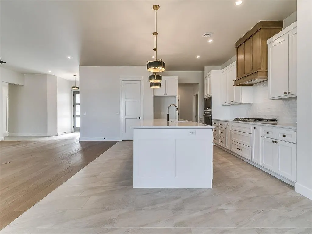 Photo 12 — 3344 Sagebrush Place, Yukon, OK 73099