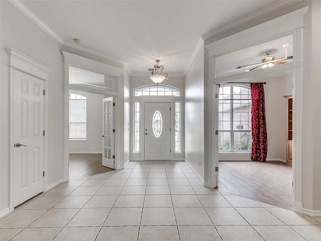 Photo 18 — 1100 Kingsway Avenue, Yukon, OK 73099