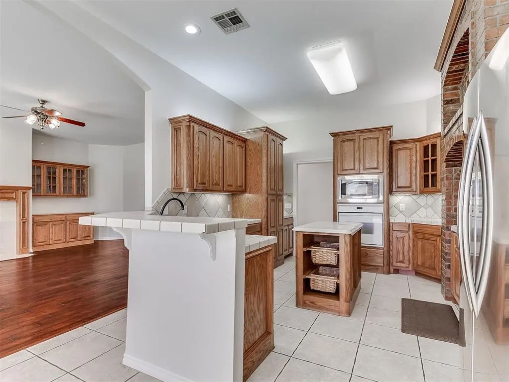 Photo 23 — 1100 Kingsway Avenue, Yukon, OK 73099