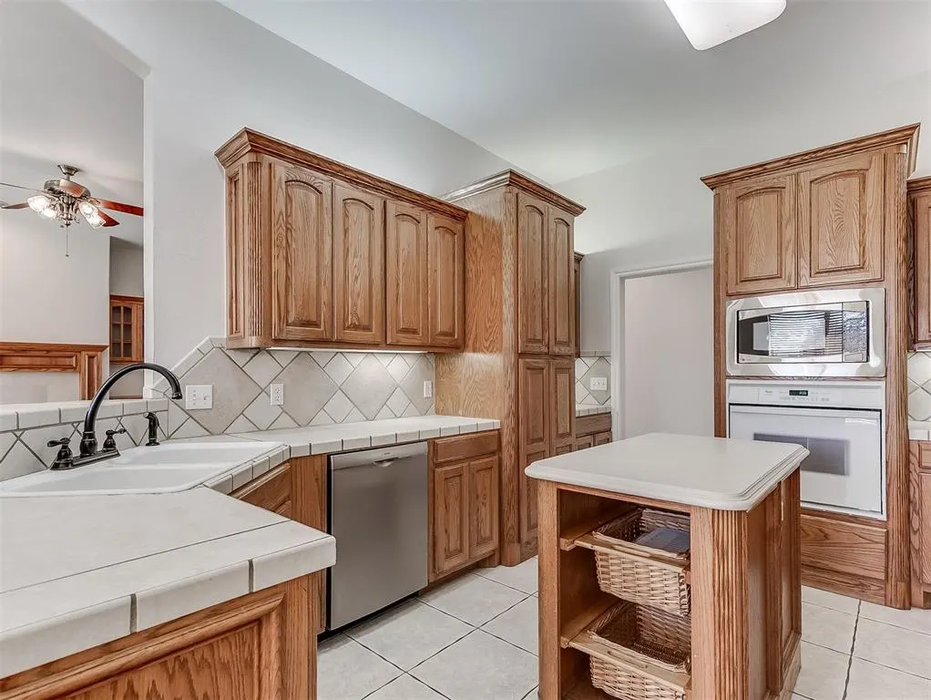 Photo 24 — 1100 Kingsway Avenue, Yukon, OK 73099
