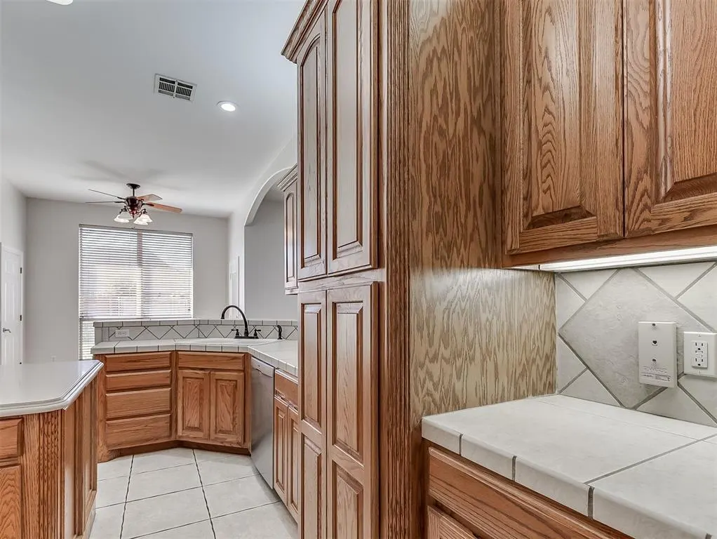 Photo 28 — 1100 Kingsway Avenue, Yukon, OK 73099