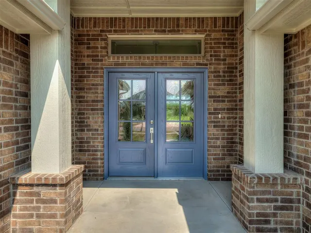 Photo 4 — 5008 Vine Cliff Road, Mustang, OK 73064
