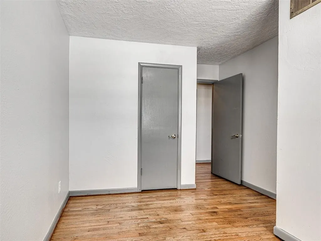 Photo 14 — 715 W Hughbert Street, Norman, OK 73069
