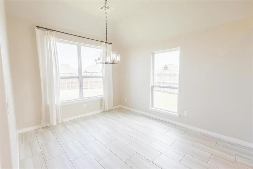 Photo 8 — 18312 Autumn Grove Court, Edmond, OK 73012