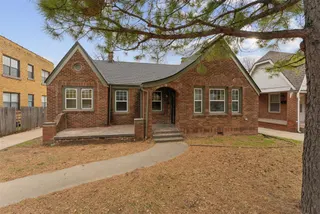 Sold home at 2604 NW 12th Street