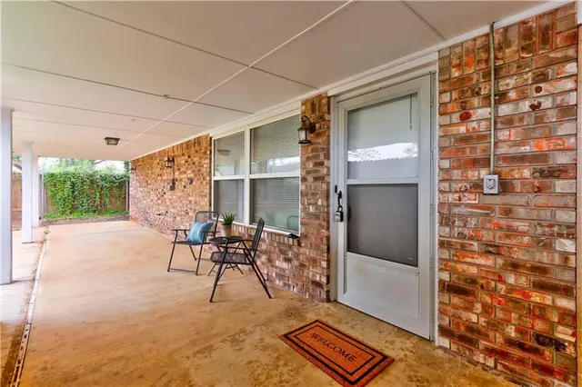 Photo 6 — 5901 N Macarthur Boulevard C, Warr Acres, OK 73122