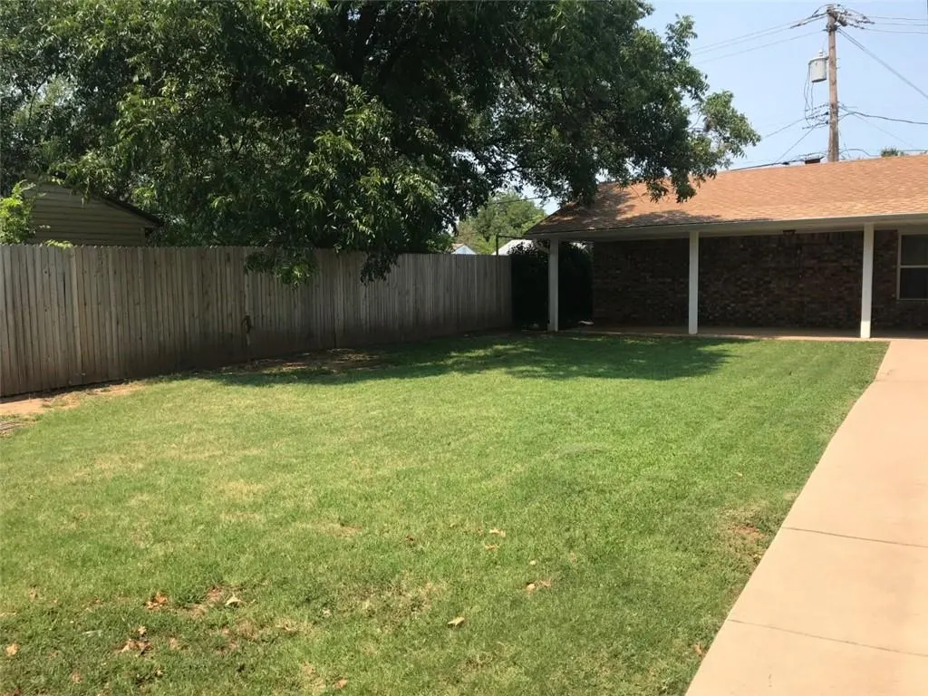 Photo 30 — 5901 N Macarthur Boulevard C, Warr Acres, OK 73122