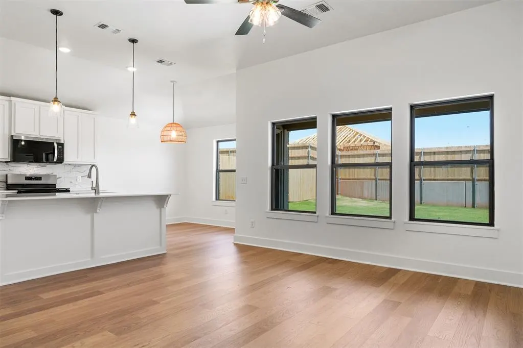 Photo 4 — 2008 W 28th Avenue, Stillwater, OK 74074