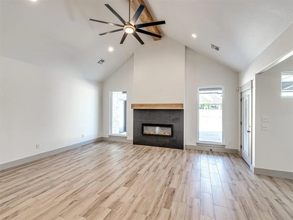 Photo 2 — 10357 SW 50th Street, Mustang, OK 73064