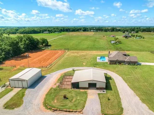 Photo 5 — 5021 SE 12th Avenue, Washington, OK 73093