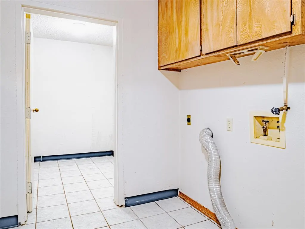 Photo 16 — 311 Crestview Drive, Elgin, OK 73538