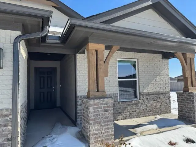 Photo 2 — 15824 Switchgrass Place, Oklahoma City, OK 73170