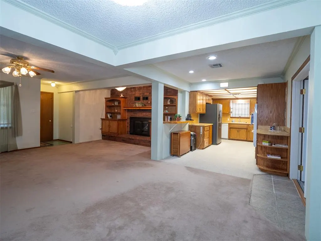 Photo 13 — 4207 N Chapman Avenue, Shawnee, OK 74804
