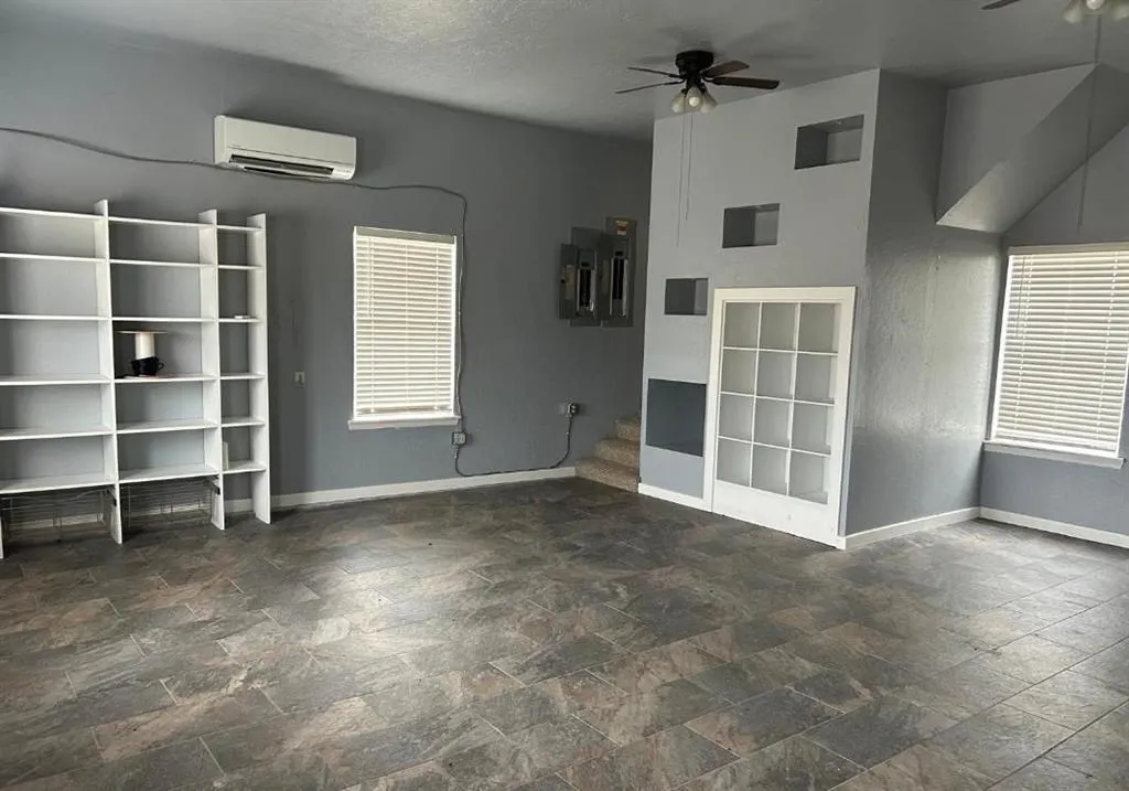Photo 8 — 3303 W 7th Street, Elk City, OK 73644