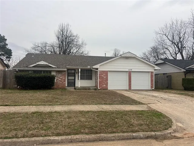 Front exterior — 1630 Sheffield Drive, Norman, OK 73071