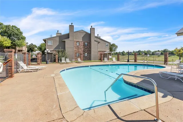 Front exterior — 11409 Springhollow Road 505, Oklahoma City, OK 73120