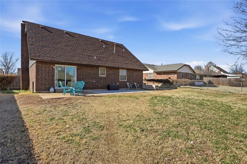 Photo 32 — 608 S Patterson Drive, Moore, OK 73160