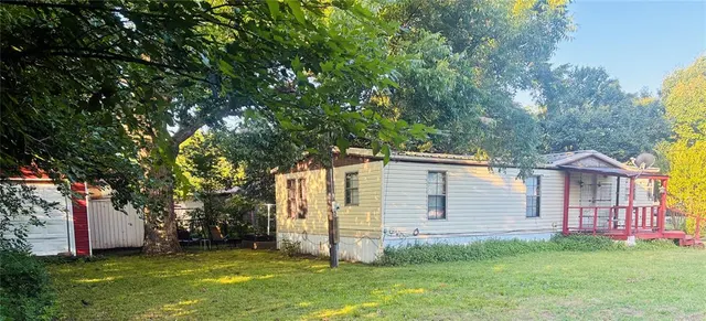 Photo 2 — 304 S Shannon Street, Wayne, OK 73095