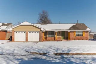 Sold home at 2401 NW 111th Street