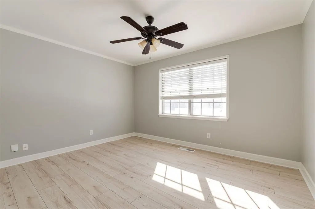 Photo 11 — 2401 NW 111th Street, Oklahoma City, OK 73120