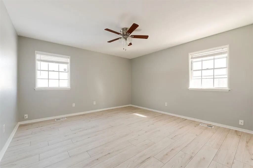 Photo 17 — 2401 NW 111th Street, Oklahoma City, OK 73120