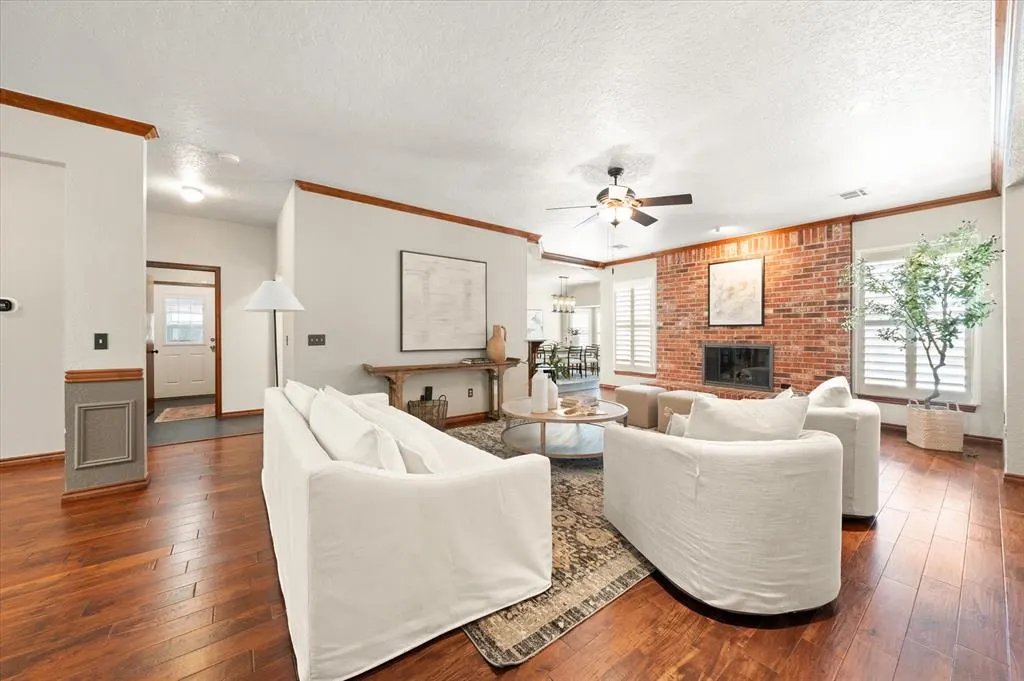 Photo 8 — 24101 N Western Avenue, Edmond, OK 73025