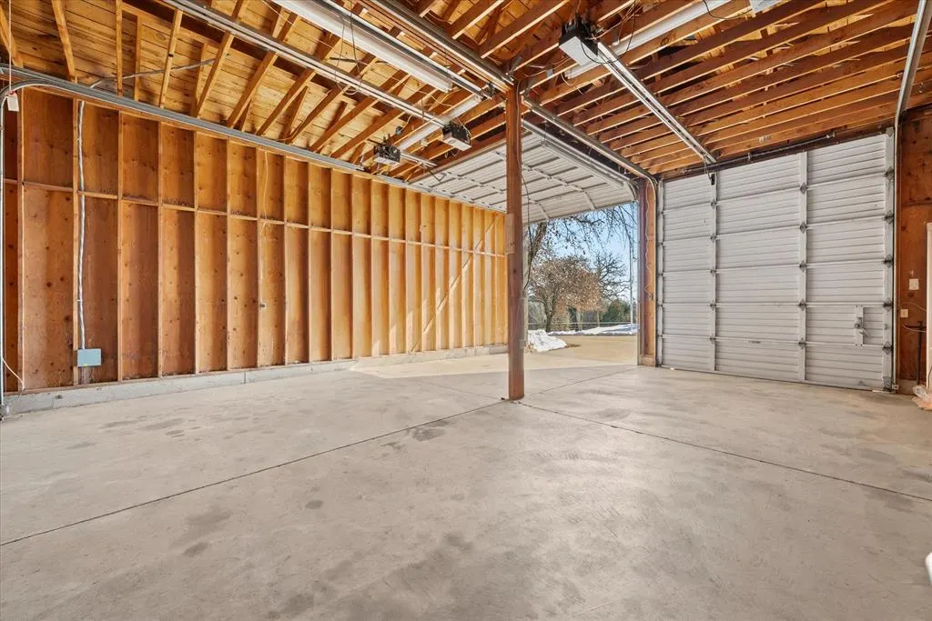 Photo 39 — 24101 N Western Avenue, Edmond, OK 73025