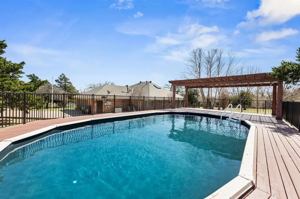Photo 45 — 24101 N Western Avenue, Edmond, OK 73025