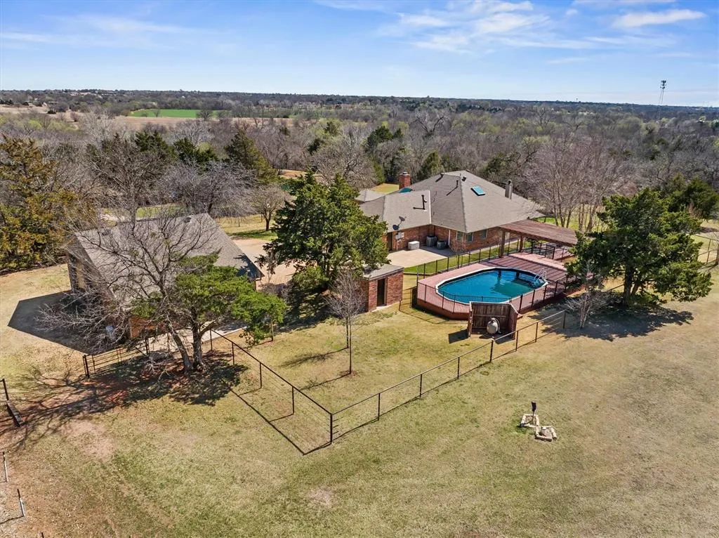Photo 47 — 24101 N Western Avenue, Edmond, OK 73025