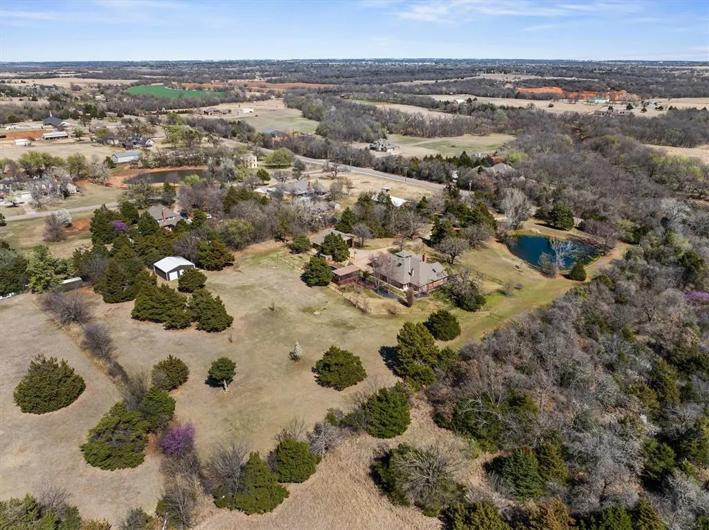 Photo 49 — 24101 N Western Avenue, Edmond, OK 73025
