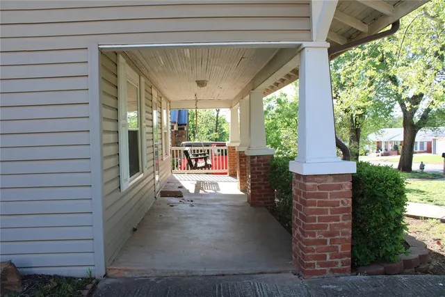 Photo 3 — 930 Maple Street, Yukon, OK 73099