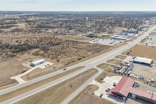 Photo 6 — 14th St & E Hubbard Rd, Ponca City, OK 74604