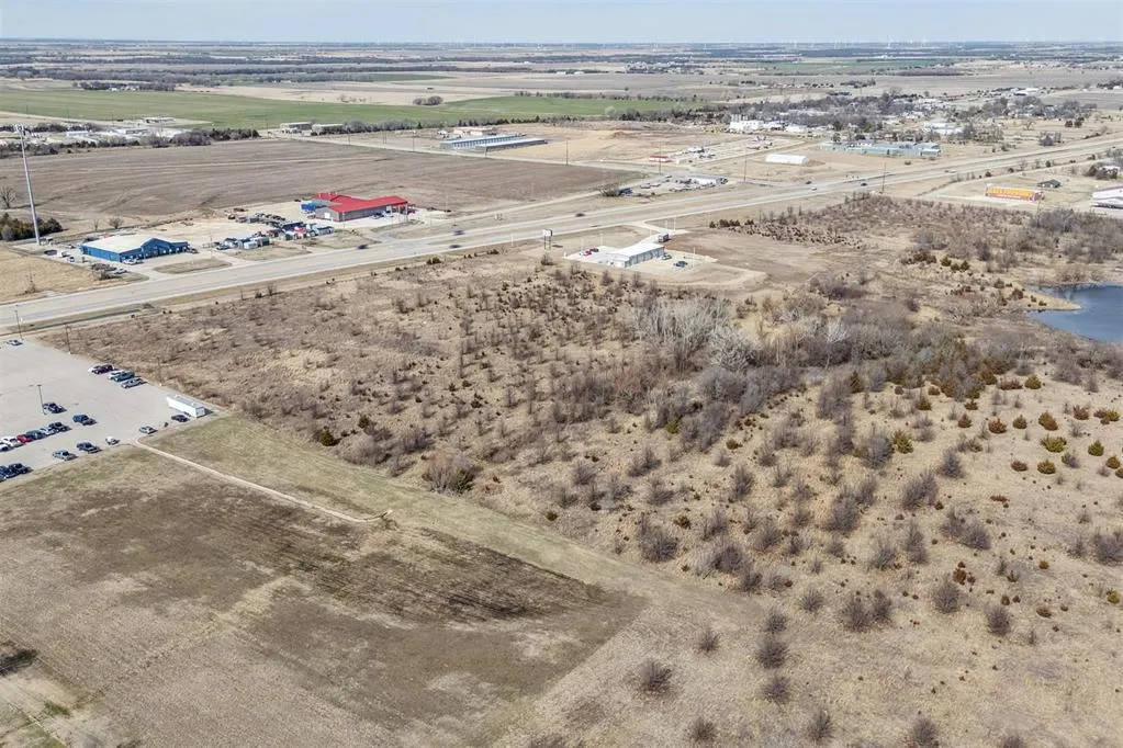 Photo 33 — 14th St & E Hubbard Rd, Ponca City, OK 74604