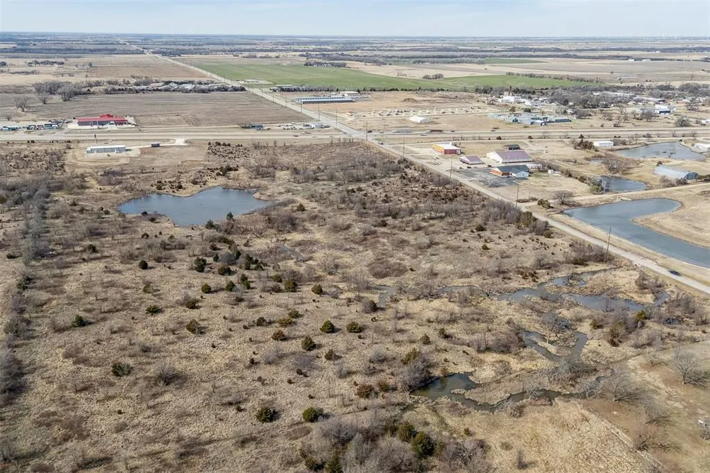 Photo 42 — 14th St & E Hubbard Rd, Ponca City, OK 74604