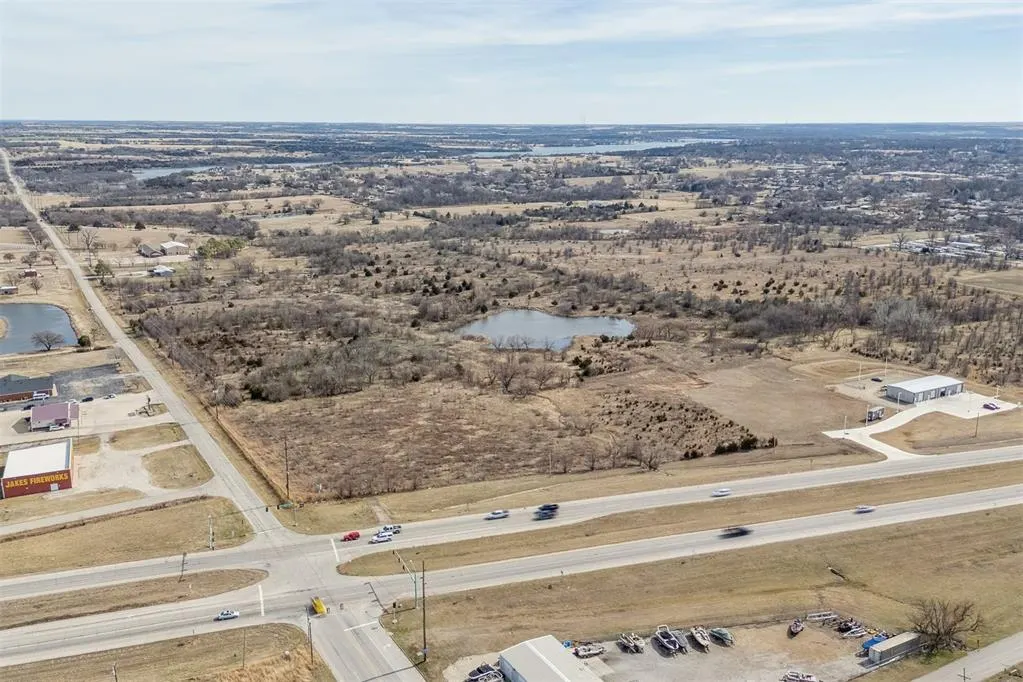 Photo 30 — 14th St & E Hubbard Rd, Ponca City, OK 74604
