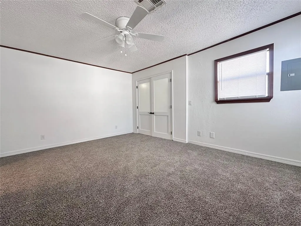 Photo 14 — 2615 N Market Avenue, Shawnee, OK 74804