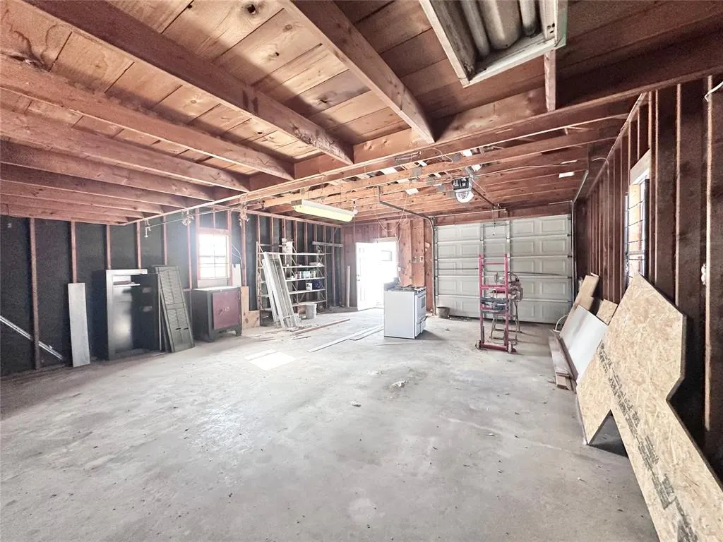 Photo 35 — 2615 N Market Avenue, Shawnee, OK 74804