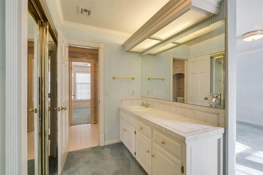 Photo 35 — 5204 NW 16th Street, Oklahoma City, OK 73127
