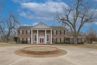 Sold home at 5204 NW 16th Street