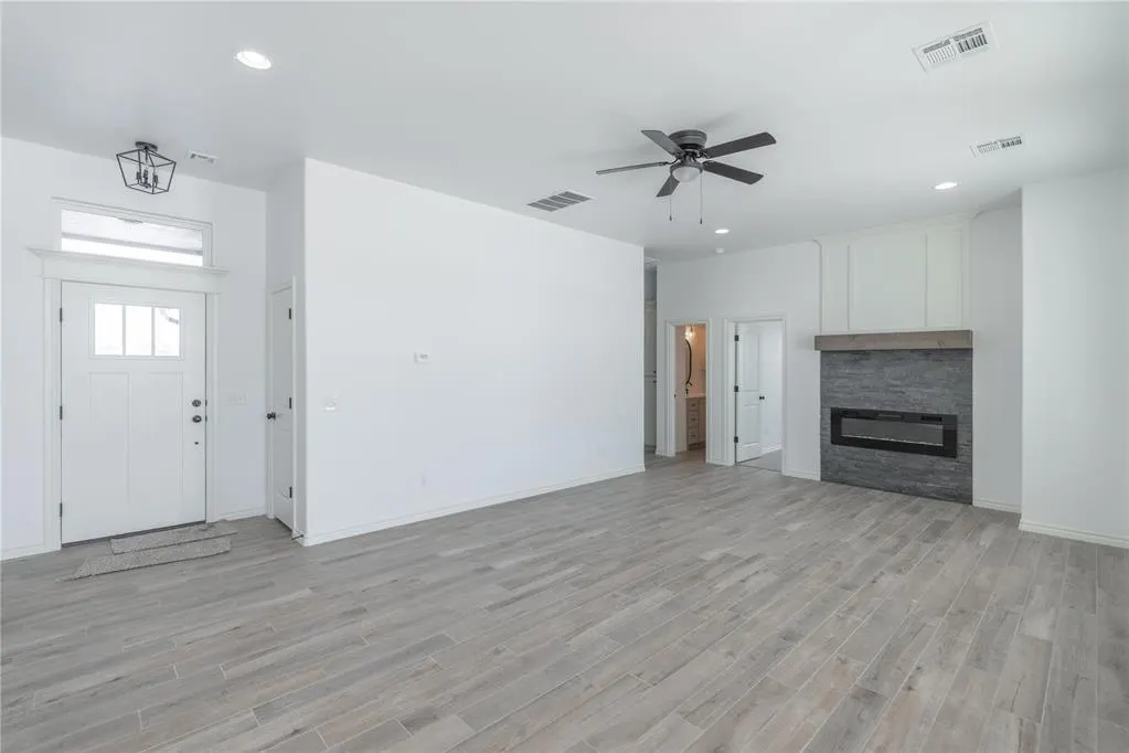 Photo 6 — 1162 NW 10th Terrace, Newcastle, OK 73065