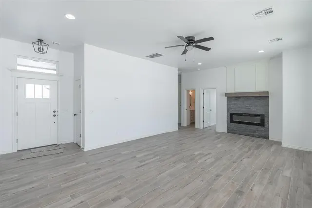 Photo 6 — 1162 NW 10th Terrace, Newcastle, OK 73065