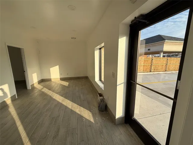 Photo 3 — 4417 NW 39th Expressway, Oklahoma City, OK 73112