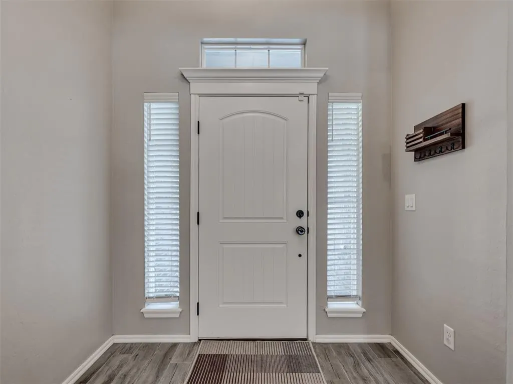 Photo 5 — 19210 Hidden Pines Drive, Norman, OK 73026